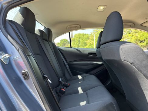 Used 2025 Toyota Corolla LE FWD image 26
