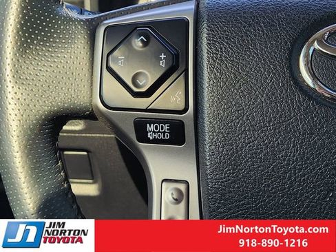 Used 2020 Toyota 4Runner Limited AWD/4WD image 28