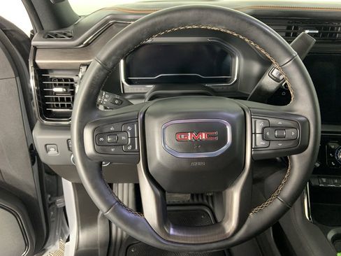 Used 2024 GMC Sierra 2500 AT4 w/ AT4 Premium Plus Package image 33