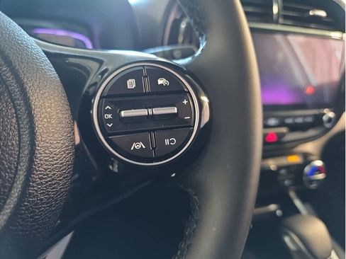 Used 2025 Kia Soul EX image 31