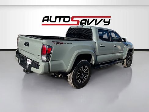 Used 2023 Toyota Tacoma TRD Sport w/ Technology Package RWD image 7