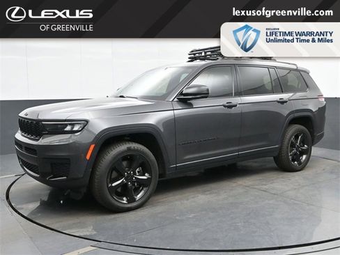 Used 2022 Jeep Grand Cherokee L Laredo image 4