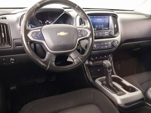 Used 2022 Chevrolet Colorado LT w/ Fleet Safety Package image 2