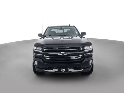 Used 2017 Chevrolet Silverado 1500 LTZ Z71 w/ Realtree Edition AWD/4WD image 2
