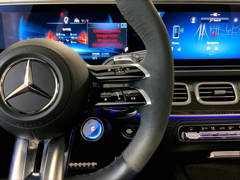 Used 2025 Mercedes-Benz GLE 53 AMG 4MATIC image 44