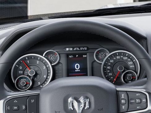 New 2026 RAM 2500 Big Horn AWD/4WD image 17