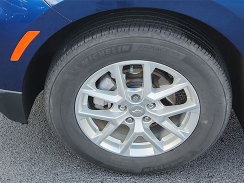 Used 2023 Chevrolet Equinox LT image 13