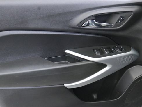 Certified 2024 Chevrolet Trax LS image 20