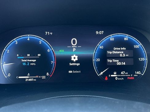 Used 2023 Toyota Highlander Limited FWD image 26
