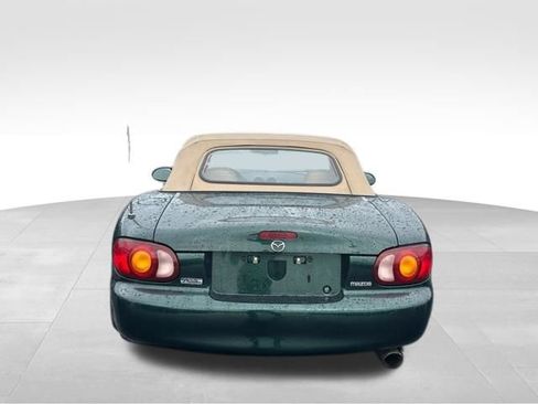 Used 2000 MAZDA MX-5 Miata image 5
