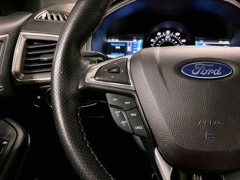 Used 2023 Ford Edge ST AWD/4WD image 18