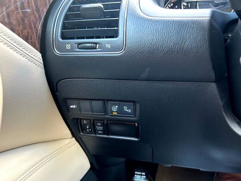 Used 2017 Nissan Armada Platinum w/ Captain Seat Package image 17