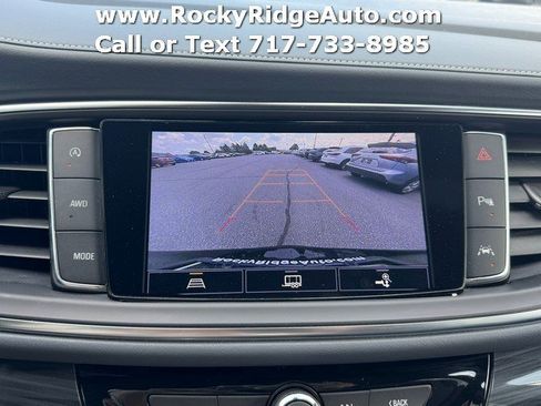 Used 2023 Buick Enclave Essence w/ Experience Buick Package AWD/4WD image 28