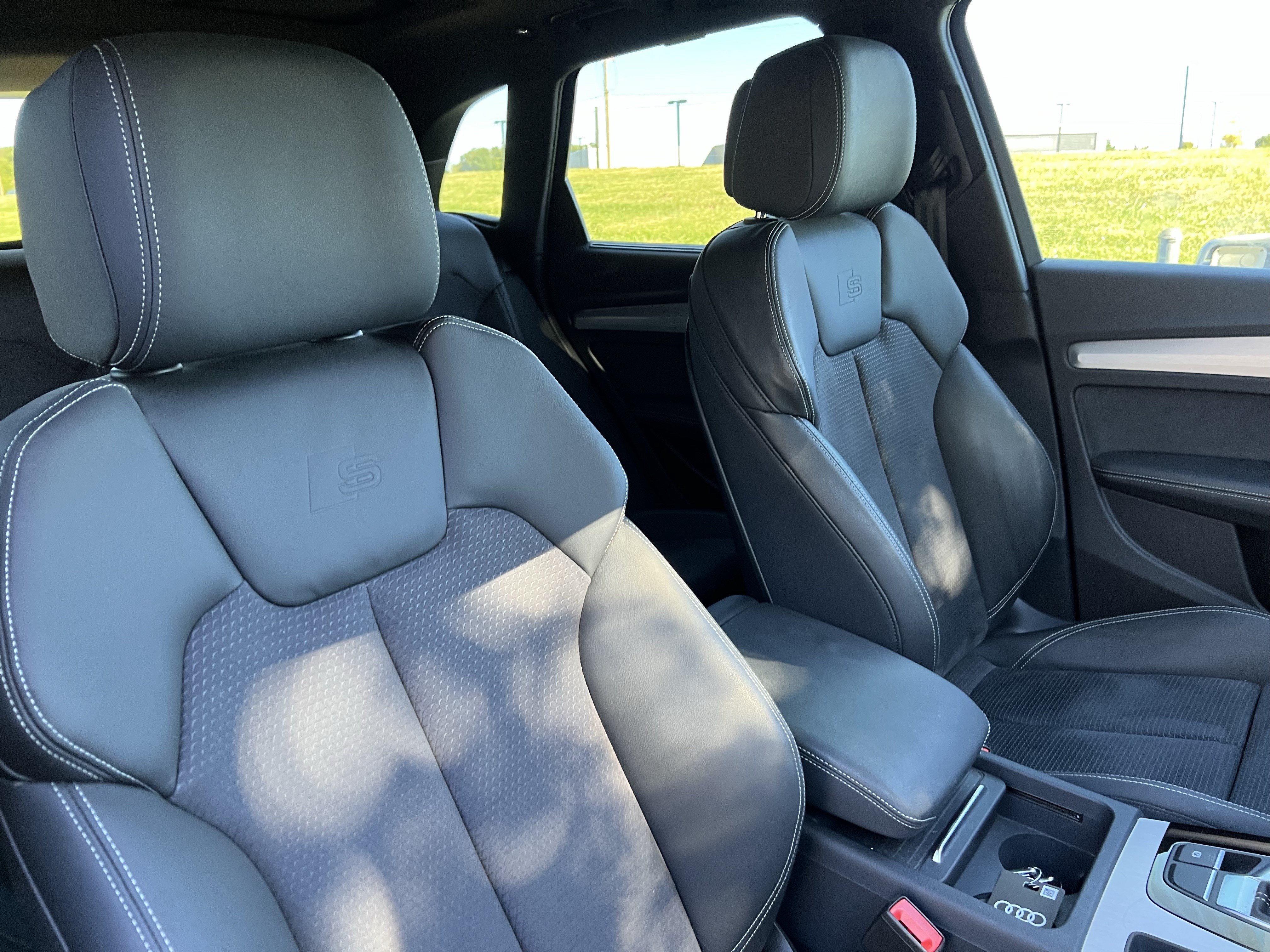Used 2024 Audi Q5 e Prestige AWD/4WD image 35