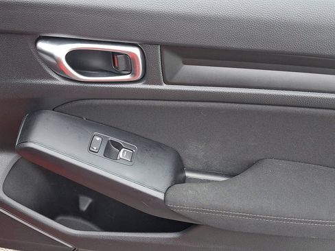 Used 2023 Honda Civic Sport image 10