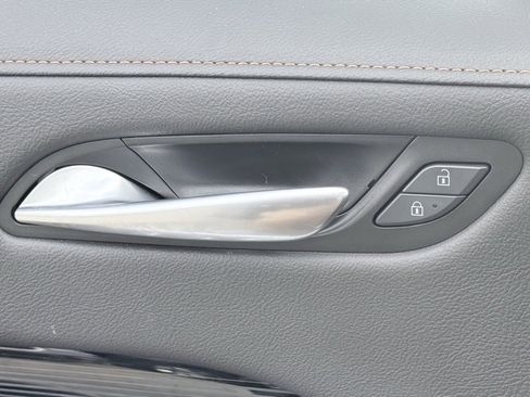 Used 2024 Cadillac XT4 Luxury image 37