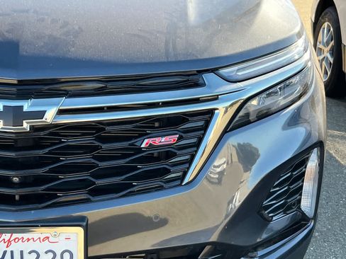 Used 2022 Chevrolet Equinox RS w/ Infotainment Package FWD image 11