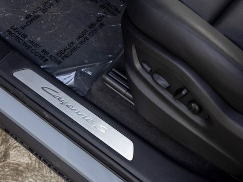 New 2026 Porsche Cayenne S AWD/4WD image 29
