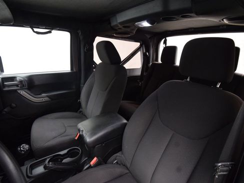 Used 2014 Jeep Wrangler Sport image 16