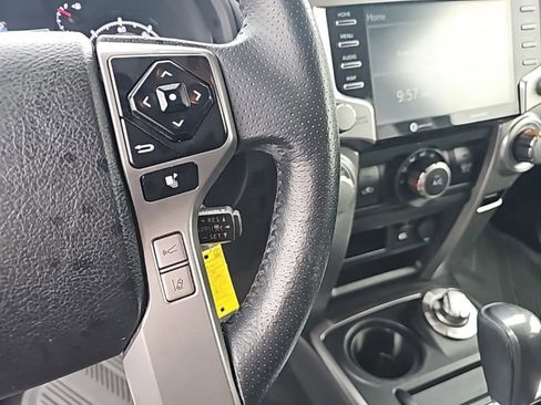 Used 2020 Toyota 4Runner SR5 image 20