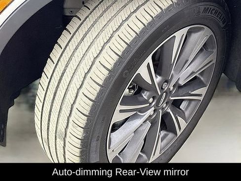 Used 2021 Lincoln Corsair Reserve w/ Equipment Group 201A image 38