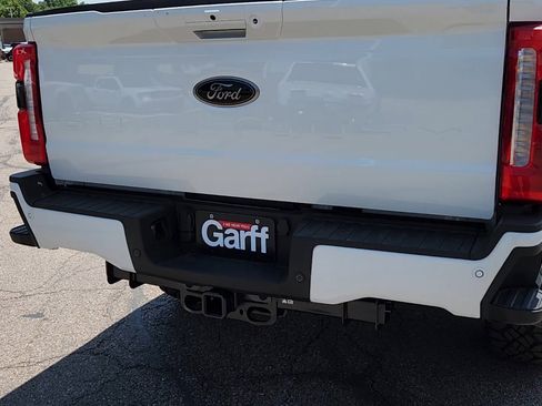 New 2025 Ford F250 Lariat w/ Lariat Ultimate Package image 25