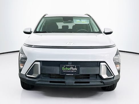 Used 2025 Hyundai Kona SEL AWD/4WD image 2