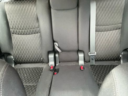 Used 2019 Nissan Rogue S w/ Special Edition Package AWD/4WD image 7