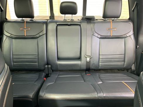 Used 2023 Ford F150 Platinum image 40