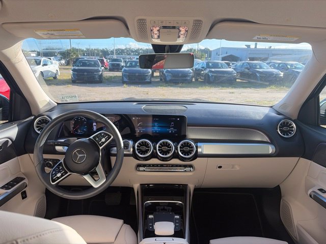 Used 2022 Mercedes-Benz GLB 250 image 25