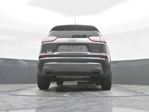 Used 2019 Jeep Cherokee Limited AWD/4WD image 34