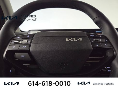 Certified 2026 Kia Sportage EX FWD image 21