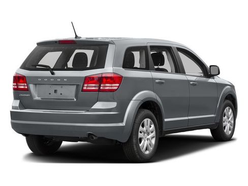 Used 2017 Dodge Journey SE w/ Flexible Seating Group image 2