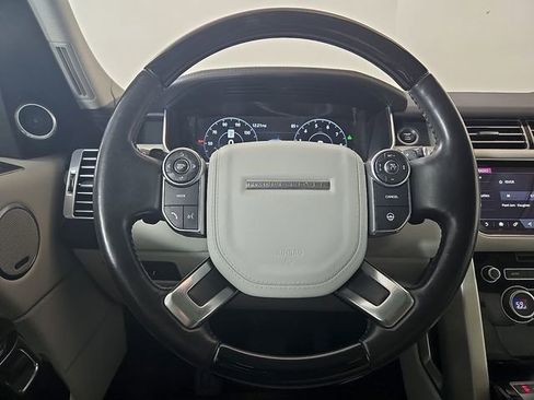 Used 2017 Land Rover Range Rover HSE image 21