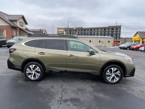 Used 2021 Subaru Outback Limited image 8