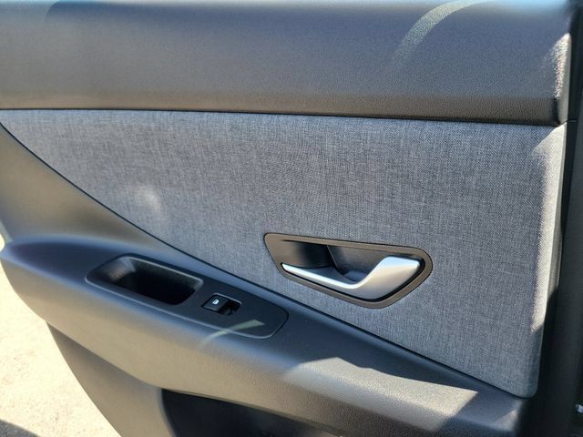 New 2026 Hyundai Elantra SEL Sport FWD image 22