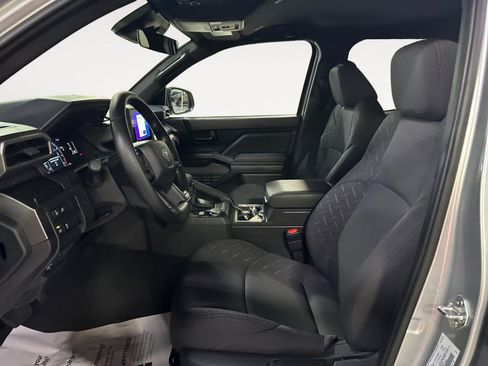 New 2025 Toyota Tacoma SR5 image 9