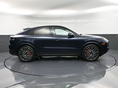 New 2026 Porsche Cayenne S image 9