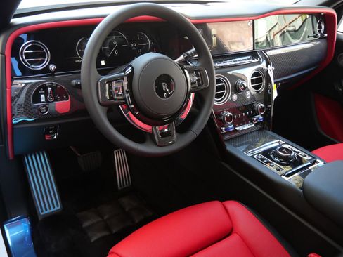 New 2026 Rolls-Royce Cullinan Black Badge AWD/4WD image 17