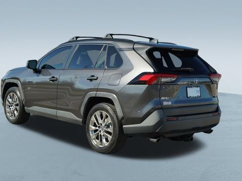 Used 2019 Toyota RAV4 XLE Premium w/ Advanced Technology Package image 6