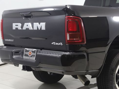 Used 2025 RAM 2500 Laramie AWD/4WD image 41