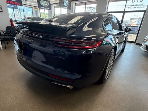 Used 2018 Porsche Panamera 4 AWD/4WD image 13