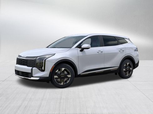 New 2026 Kia Sportage LX image 3
