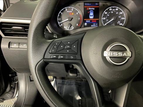 Used 2024 Nissan Altima 2.5 S FWD image 11