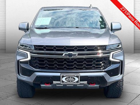 Used 2021 Chevrolet Suburban Z71 w/ Z71 Signature Package AWD/4WD image 2