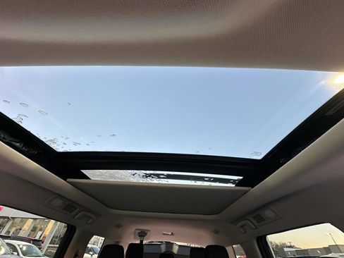 New 2025 Nissan Pathfinder SV w/ SV Premium Package image 29