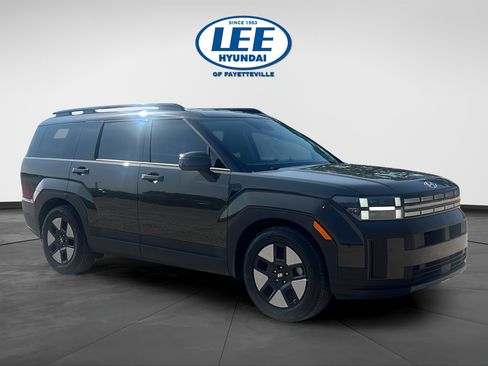 Certified 2025 Hyundai Santa Fe SEL AWD/4WD image 1
