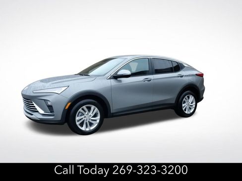 New 2025 Buick Envista Preferred w/ Advanced Safety Package image 4