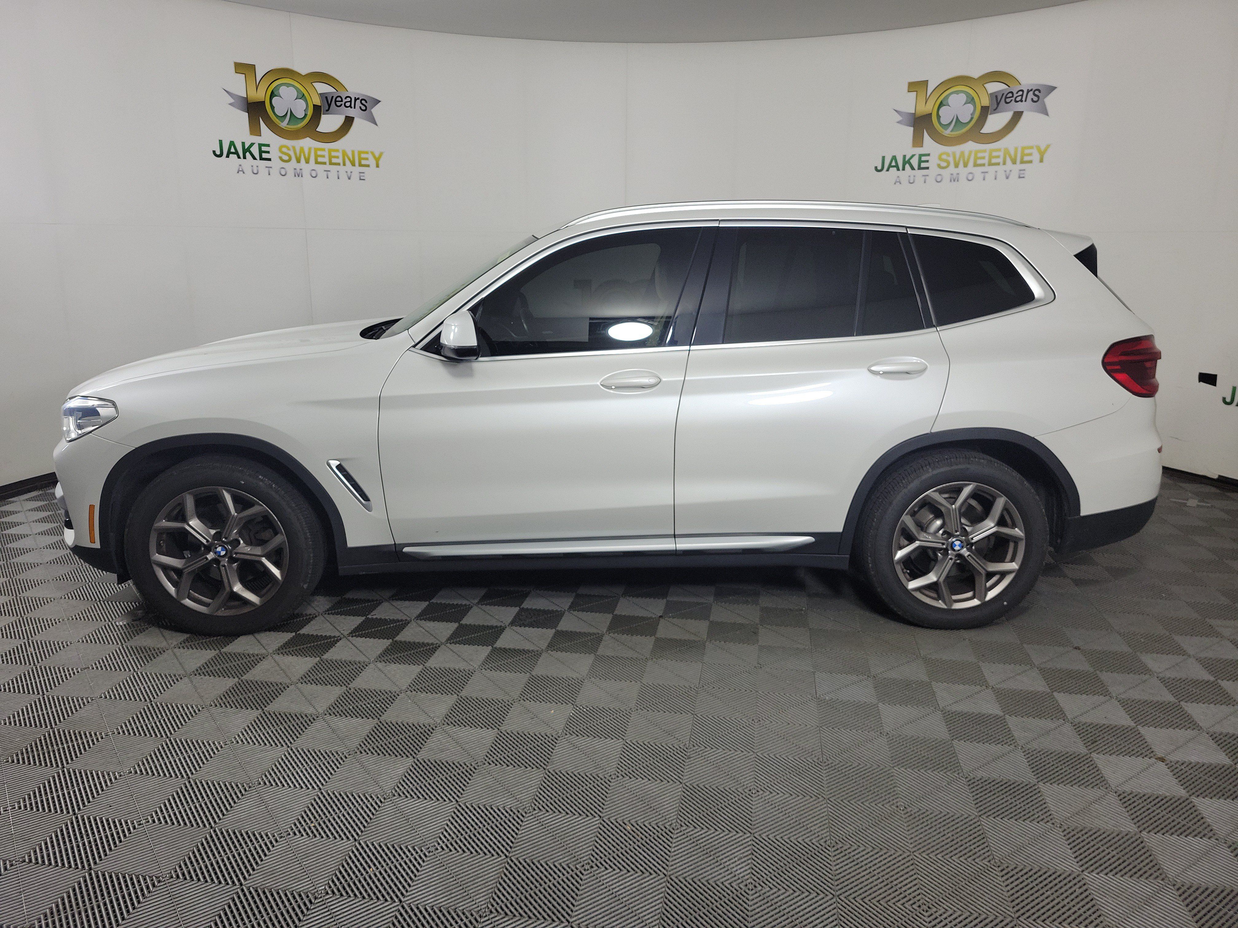 Used 2021 BMW X3 xDrive30i w/ Convenience Package AWD/4WD image 2