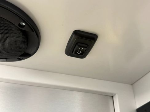 Used 2019 Ford Transit 350 XLT RWD image 71